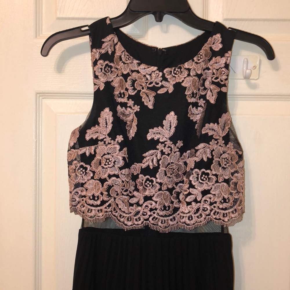 Aqua Dresses Black & Pink